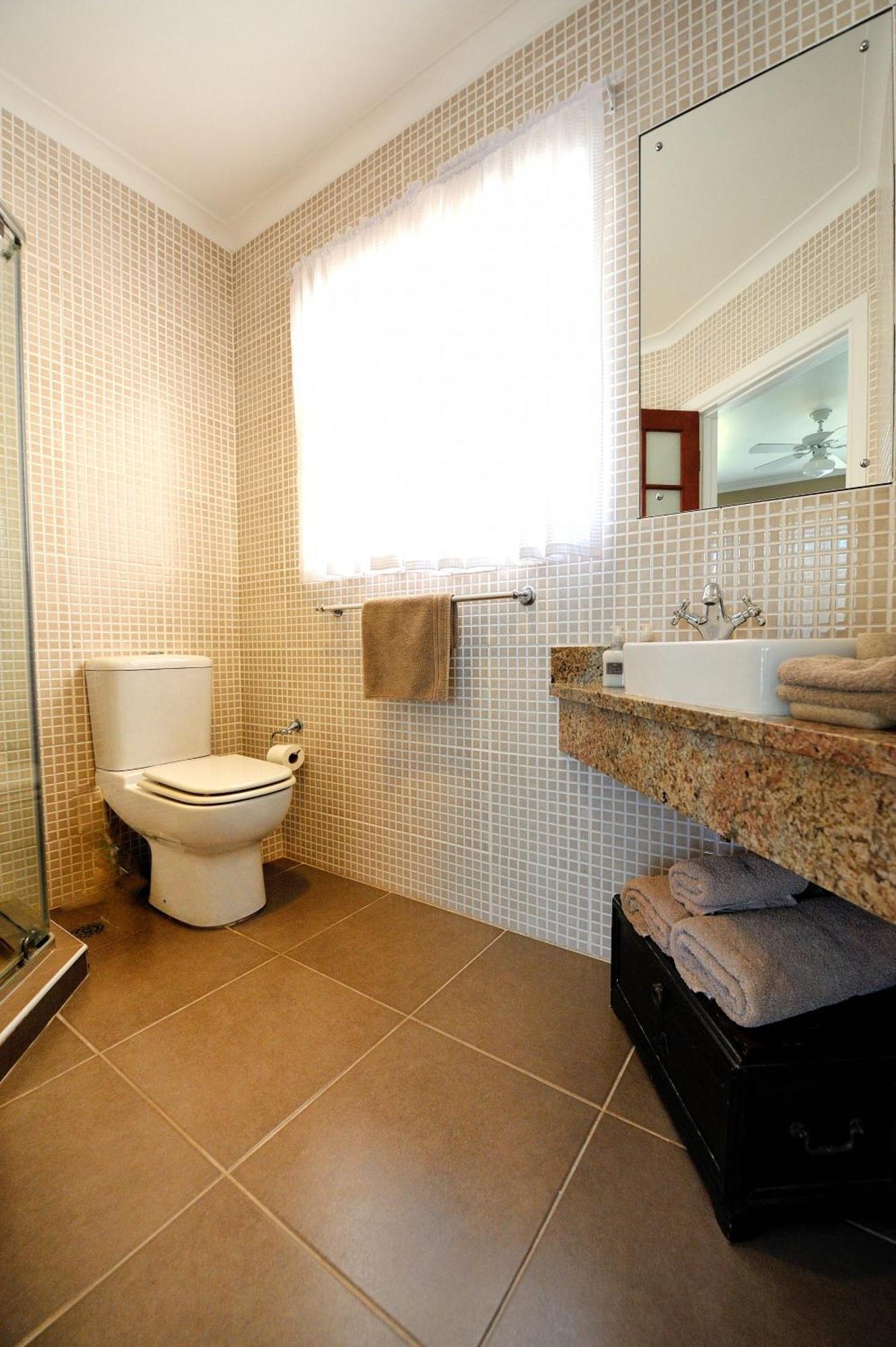 Beachwalk Bed And Breakfast - #Solar Energy #No Loadshedding Port Elizabeth Bagian luar foto